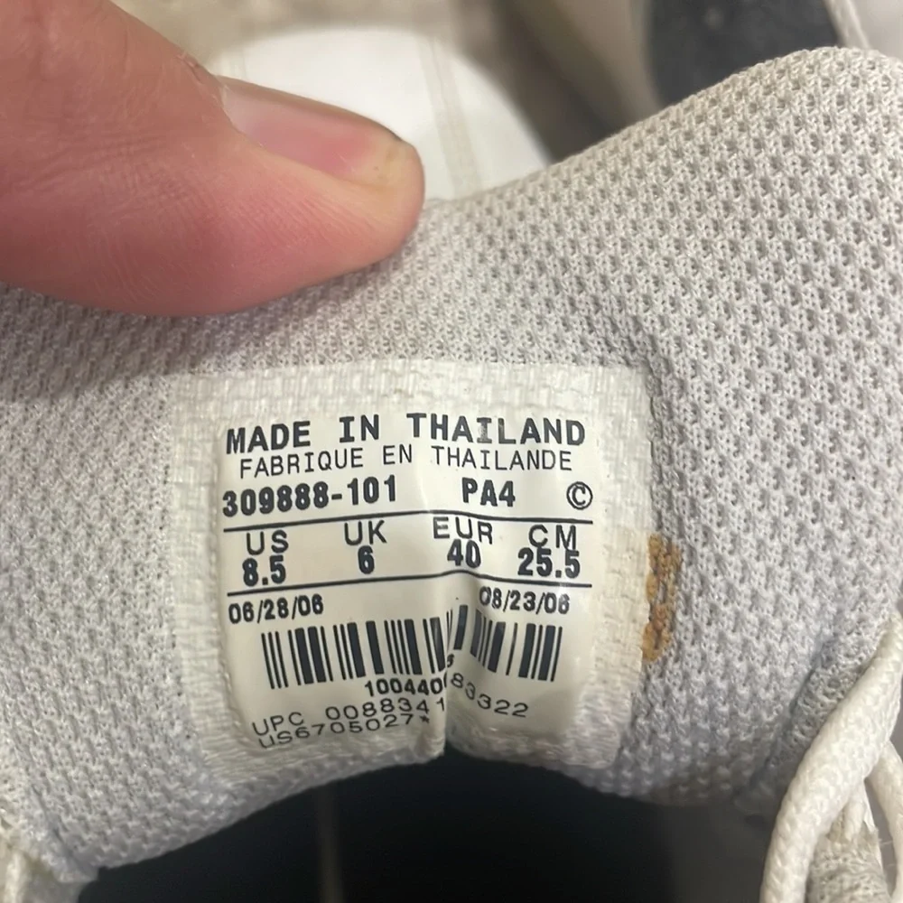 Nike Women's golf shoes‎ size 8.5